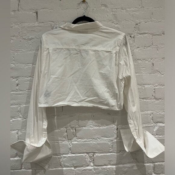 Local European Cropped White Button Down Top - Picture 4 of 8